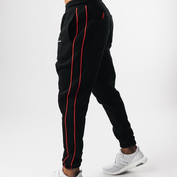 Alphalete varsity jogger - Picture 1 of 3